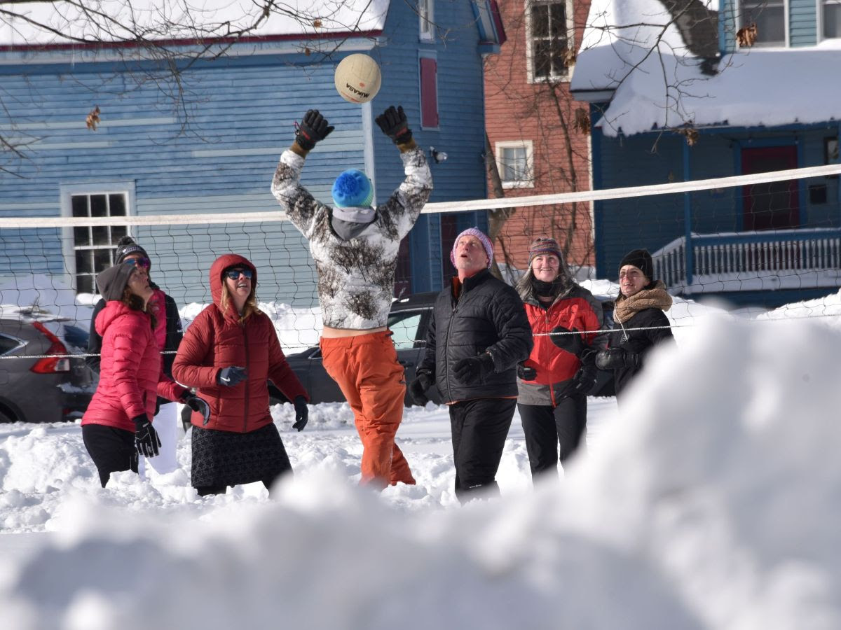 PARTY IN THE PARK Snow Volleyball Waterbury Winterfest